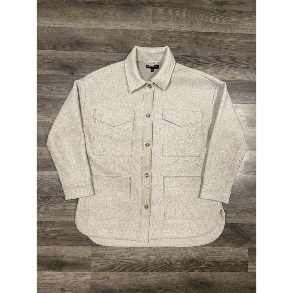 Banana Republic Chore Jacket Size Medium Beige Mid-Length Button Front